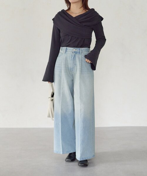 Thevon（ゼボン）の「【Yuna企画】ハイウエストタックワイドデニム