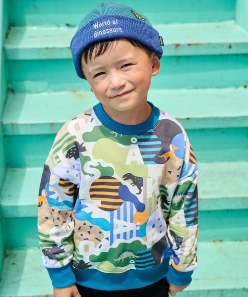 kladskap(クレードスコープ)の「恐竜×ロゴ総柄トレーナー(スウェット・キッズ・カラフル/カーキ・100cm/90cm/110cm/120cm/130cm)」の2枚目の写真