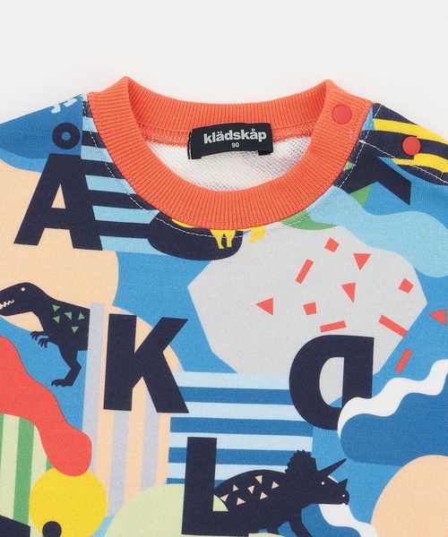 kladskap(クレードスコープ)の「恐竜×ロゴ総柄トレーナー(スウェット・キッズ・カラフル/カーキ・100cm/90cm/110cm/120cm/130cm)」の4枚目の写真