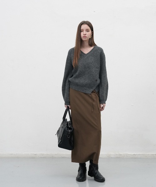 GENERAL IDEA（ジェネラルアイデア）の「v-neck slit hachi knit pullover スリットＶネックニットプルオーバー（ニット/セーター・レディース・カーキ/アイボリー/チャコール・L/M/S）」の17枚目の写真