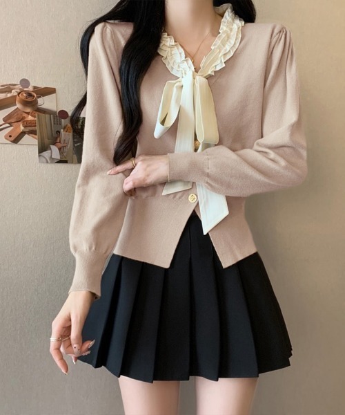 Miniministore(ミニミニストア)の「ボウタイニットトップス フリル襟 ニット(ニット/セーター・レディース・ブラック/ダークベージュ/ベージュ/ワインレッド・FREE)」の2枚目の写真