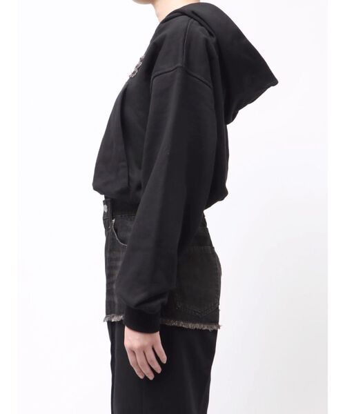 EVRIS（エヴリス）の「デニムワンポイントバルーンショートフーディ【セットアップ着用可能】（パーカー・レディース・ネイビー/グレー/ブラック・FREE）」の7枚目の写真