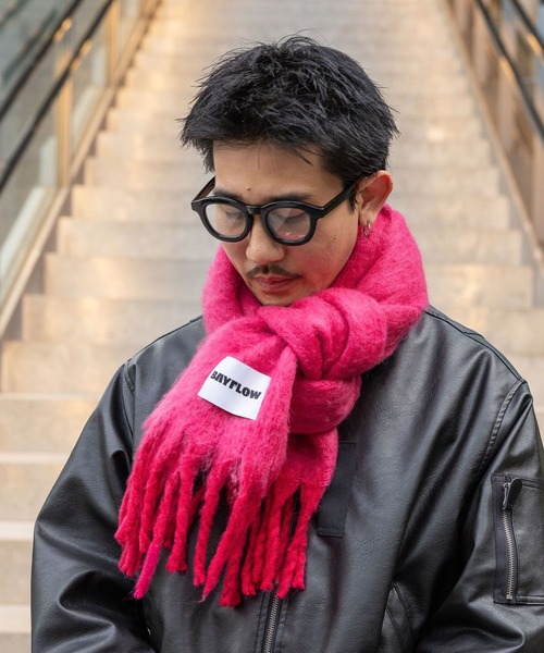 BAYFLOW（ベイフロー）の「［ユニセックス］COLORFUL HUGマフラー（マフラー・メンズ・ブルー/グレー/ブラウン/ピンク/グリーン/イエロー・FREE）」の6枚目の写真