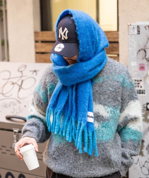 BAYFLOW（ベイフロー）の「［ユニセックス］COLORFUL HUGマフラー（マフラー・メンズ・ブルー/グレー/ブラウン/ピンク/グリーン/イエロー・FREE）」の4枚目の写真