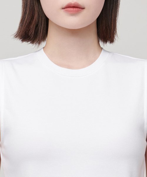 MUSINSA STANDARD WOMAN（ムシンサスタンダードウーマン）の「ウィメンズクルーネッククロップスリーブレストップ[ホワイト]（Tシャツ/カットソー・レディース・その他・SMALL/MEDIUM/LARGE/X-SMALL）」の3枚目の写真