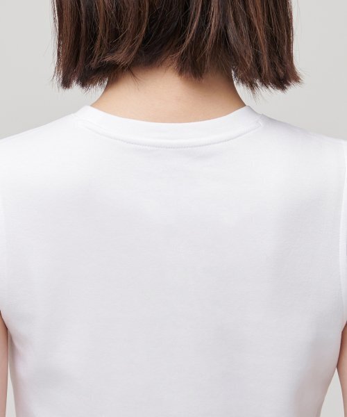 MUSINSA STANDARD WOMAN（ムシンサスタンダードウーマン）の「ウィメンズクルーネッククロップスリーブレストップ[ホワイト]（Tシャツ/カットソー・レディース・その他・SMALL/MEDIUM/LARGE/X-SMALL）」の4枚目の写真