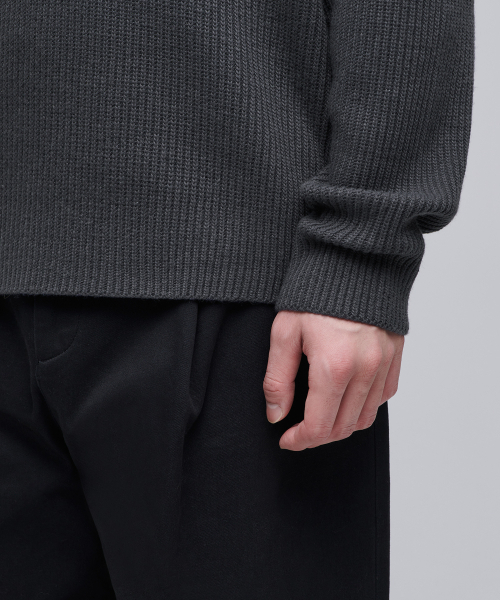 MUSINSA STANDARD（ムシンサスタンダード）の「リラックスドリブハーフジップニット[グレー]（ニット/セーター・メンズ・その他・SMALL/MEDIUM/LARGE/X-LARGE/XX-LARGE）」の9枚目の写真