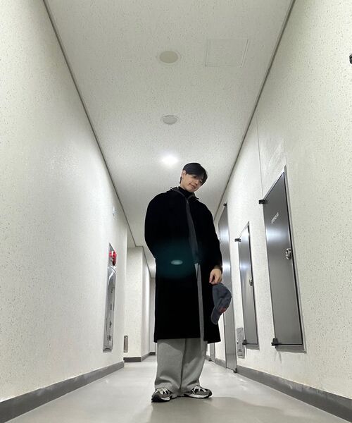 MUSINSA STANDARD（ムシンサスタンダード）の「リラックスドリブハーフジップニット[グレー]（ニット/セーター・メンズ・その他・SMALL/MEDIUM/LARGE/X-LARGE/XX-LARGE）」の6枚目の写真