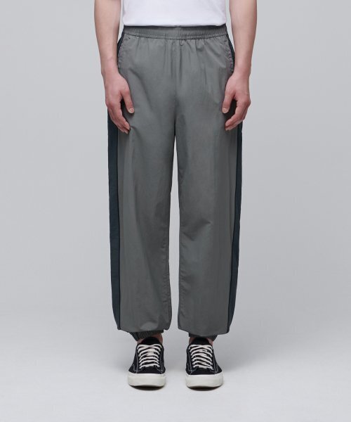 MUSINSA STANDARD（ムシンサスタンダード）の「ARMY IPFU トラックパンツ [グレー]（スウェットパンツ・メンズ・その他・SMALL）」の2枚目の写真