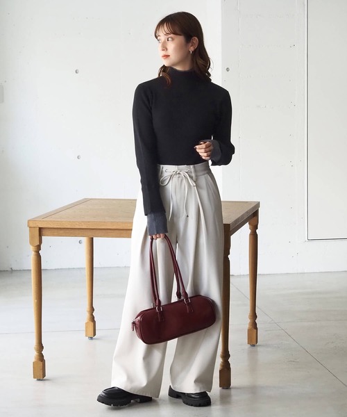 tiptop(ティップトップ)の「配色レイヤードハイネックプルオーバー(ニット/セーター・レディース・アイボリー/ブラック/チャコールグレー/レッド・FREE)」の20枚目の写真