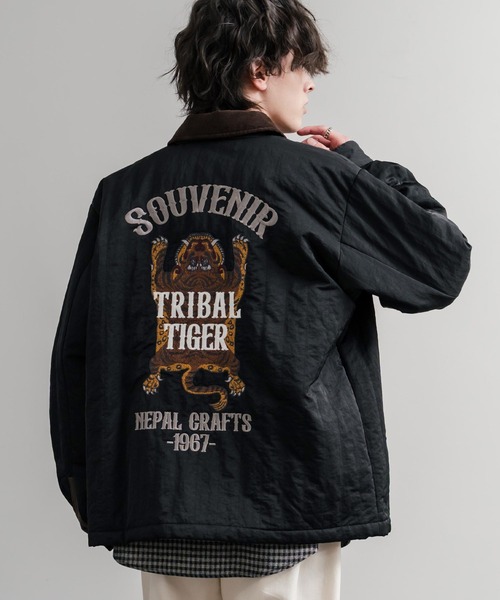 KRIFF MAYER（クリフメイヤー）の「KRIFF MAYER クリフメイヤー スーベニア刺繍キルトコーチジャケット/ナイロンキルティングブルゾン 2515104（ナイロンジャケット・メンズ・ダークブラウン/レンガ/ベージュ/マスタード/セージグリーン/ブラック・M/L/XL）」の2枚目の写真