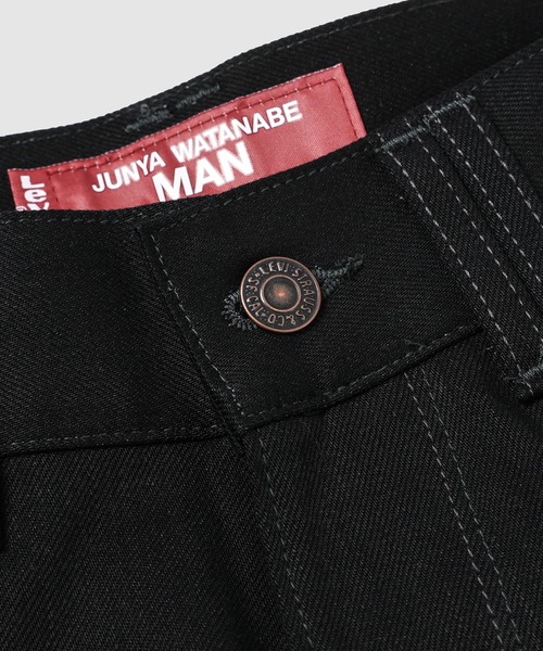 eYe JUNYA WATANABE MAN(アイジュンヤワタナベマン)の「『Levi's』 W-NAME HALF DENIM PANTS(デニムパンツ・メンズ・ブラック・L/M/S/XS)」の4枚目の写真