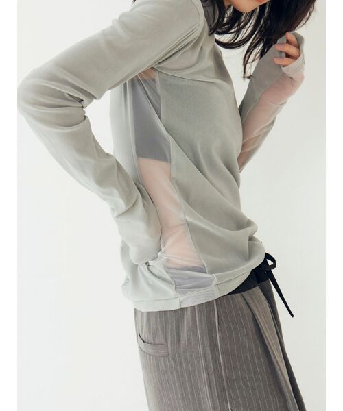 Ungrid(アングリッド)の「シアーベロアハイネックロングスリーブTee(Tシャツ/カットソー・レディース・ブラック/パープル/オフホワイト/ブルー・FREE)」の3枚目の写真