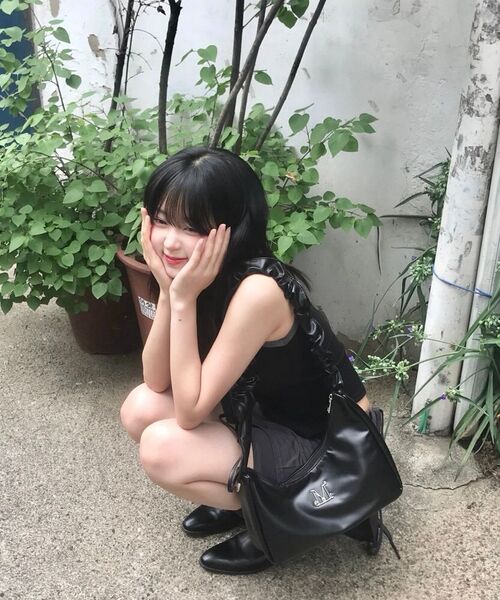 MUCENT(ムセント)の「ルセルメタルロゴシェリングクロスバッグ 男女共用(メッセンジャーバッグ・レディース・ブラック・FREE)」の3枚目の写真