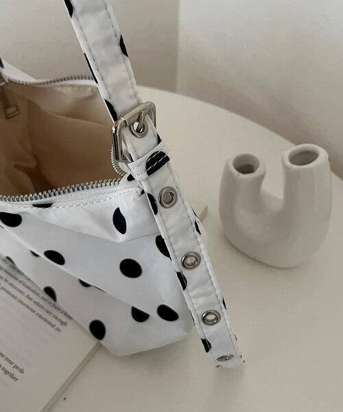 prose verse（プロズヴェール）の「ドットミニバッグ（ハンドバッグ・レディース・オフホワイト/ブラック・FREE）」の8枚目の写真