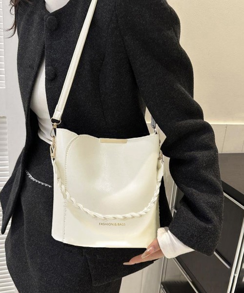 Miniministore(ミニミニストア)の「ショルダーバッグロープ編みハンドルバッグ(ショルダーバッグ・レディース・オフホワイト/ブラウン/テラコッタ/キャメル/ブラック・FREE)」の20枚目の写真