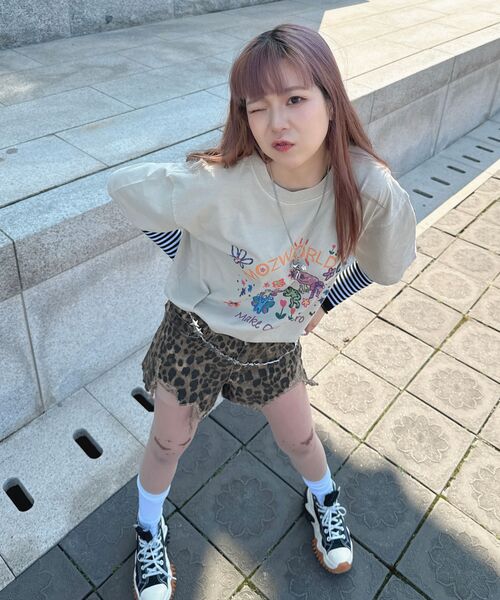 MOZMOZ(モズモズ)の「モズワールド オーバーサイズ ピグメント 半袖Tシャツ ベージュ(Tシャツ/カットソー・レディース・その他・M/XL/XXL)」の6枚目の写真