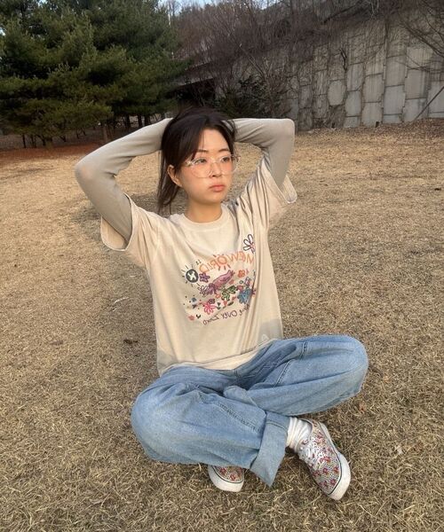 MOZMOZ(モズモズ)の「モズワールド オーバーサイズ ピグメント 半袖Tシャツ ベージュ(Tシャツ/カットソー・レディース・その他・M/XL/XXL)」の2枚目の写真