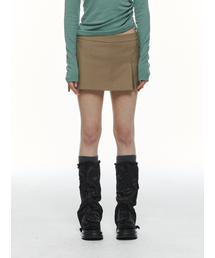 THREE TO EIGHTY（スリートゥエイティー）の「PADDED LEG WINDBREAKER（レッグウォーマー）」