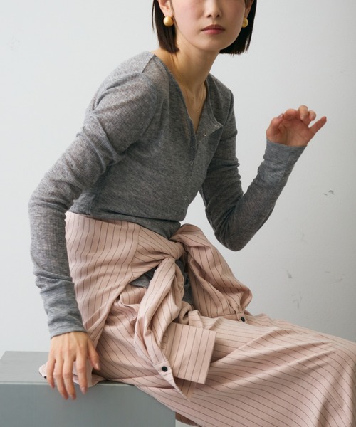 Trish（トリッシュ）の「シアーテレコヘンリーネックプルオーバー（Tシャツ/カットソー・レディース・グレー/アイボリー・FREE）」の14枚目の写真