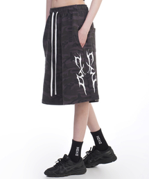 DXOH（ディソエイチ）の「サンダーロゴハーフパンツブラックカモ（その他パンツ）」