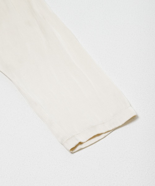 URBAN RESEARCH(アーバンリサーチ)の「ヴィンテージサテンブラウス(シャツ/ブラウス・レディース・オフホワイト/ブラック・FREE)」の20枚目の写真