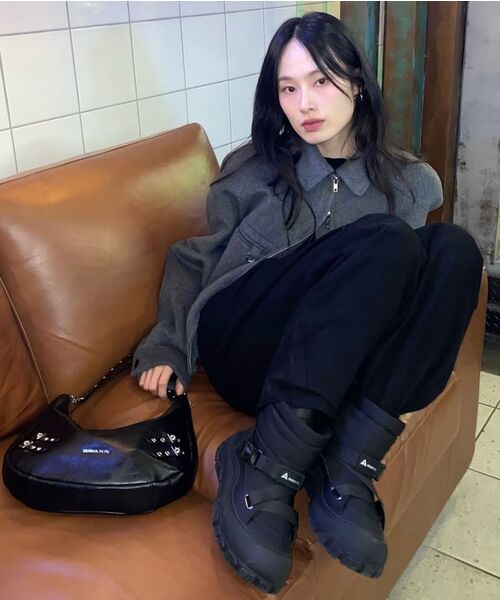 HUMTTO(ハムト)の「女性パディングブーツトウWTX(ブーツ・レディース・ブラック/シルバーグレー・23cm/23.5cm/24cm/24.5cm/25cm)」の15枚目の写真