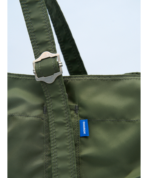 CHOROK STUDIO(チョロクスタジオ)の「Overall Bag (Khaki)(ショルダーバッグ・レディース・その他・FREE)」の5枚目の写真