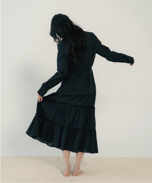 ZIZEMUSEUM(ジゼミュージアム)の「REGULAR FIT BELT SHIRTS (BLACK)(シャツ/ブラウス・レディース・その他・OS)」の4枚目の写真