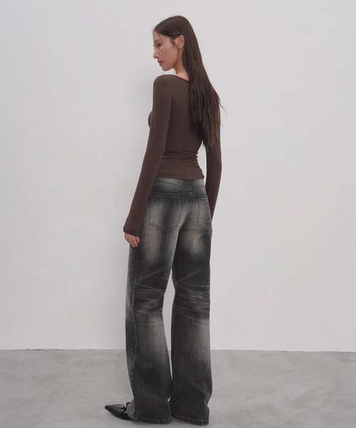 EIGHTHMONTH（エイスマンス）の「ワイドウォッシュデニムEM25a155【EIGHTHMONTH】（デニムパンツ・レディース・スミクロ・L/M/S）」の2枚目の写真