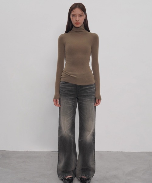 EIGHTHMONTH（エイスマンス）の「ワイドウォッシュデニムEM25a155【EIGHTHMONTH】（デニムパンツ・レディース・スミクロ・L/M/S）」の3枚目の写真