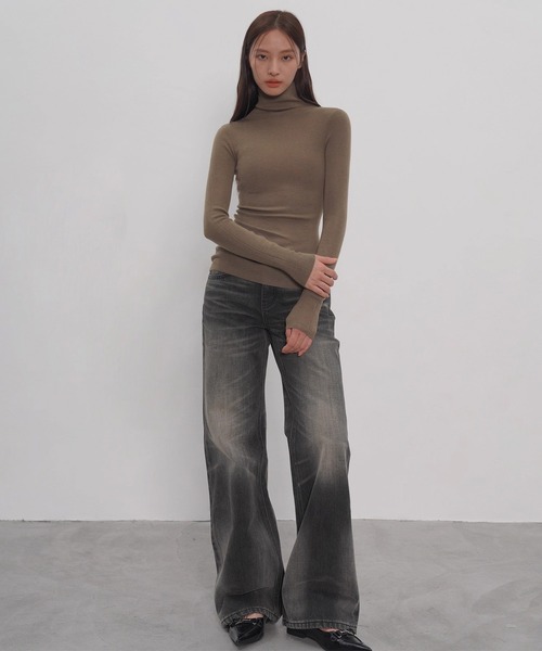 EIGHTHMONTH（エイスマンス）の「ワイドウォッシュデニムEM25a155【EIGHTHMONTH】（デニムパンツ・レディース・スミクロ・L/M/S）」の5枚目の写真