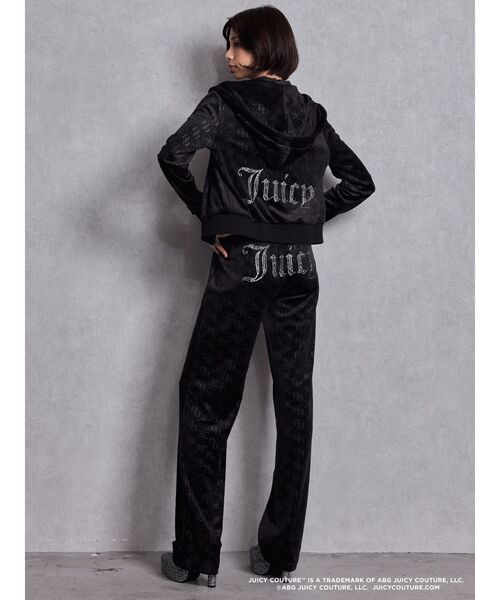 JUICY COUTURE（ジューシークチュール）の「GYDA×Juicy Couture GG JC Emboss Big Bling Velour Hoodie（パーカー・レディース・ピンク/ブラック/ミント・FREE）」の8枚目の写真