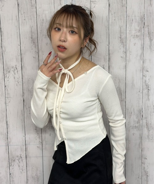 GORGE（ゴージ）の「《チョーカー付き×リブ素材》ショート丈デザインカットソー／秋冬春（Tシャツ/カットソー・レディース・チャコール/アイボリー/ブラック・F）」の8枚目の写真