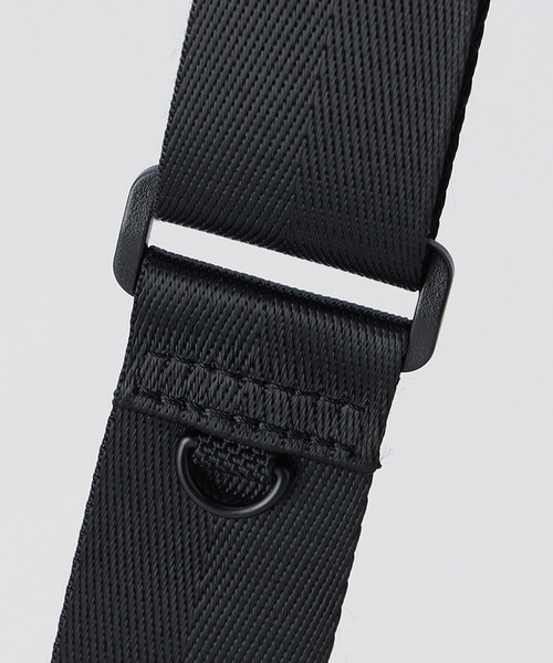 COMME CA MEN(コムサメン)の「【吸水速乾・撥水】【2WAY】CORDURA(R)ナイロンクラッチバッグ(バックパック/リュック・メンズ・ブラック・FREE)」の10枚目の写真