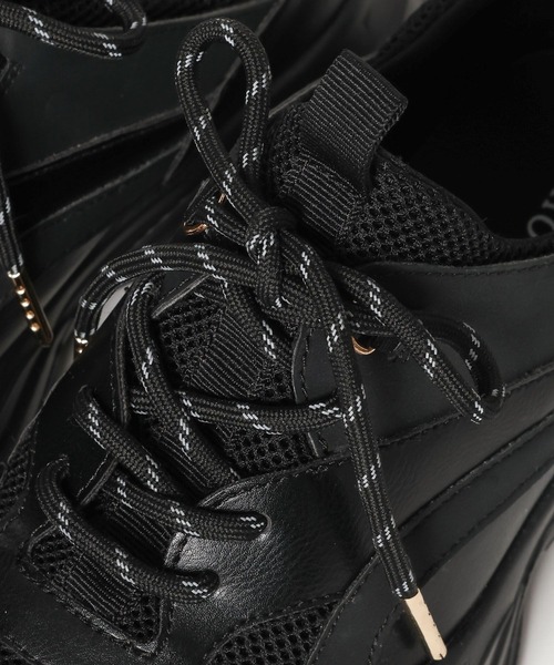 BAYFLOW（ベイフロー）の「[撥水・抗菌消臭]コードライトスニーカー（スニーカー・レディース・グレー/ブラック・MEDIUM/LARGE）」の11枚目の写真