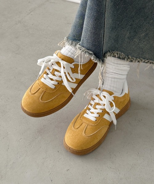 CLEA(クレア)の「【6色展開】ダブルラインスニーカー(スニーカー・レディース・アイボリー/ブラック/ブルー/ホワイト/ピンク/イエロー・23.5cm/24.5cm)」の5枚目の写真