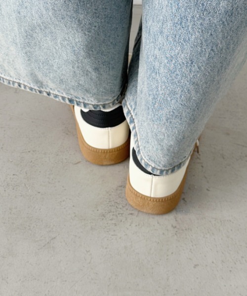 CLEA(クレア)の「【6色展開】ダブルラインスニーカー(スニーカー・レディース・アイボリー/ブラック/ブルー/ホワイト/ピンク/イエロー・23.5cm/24.5cm)」の18枚目の写真