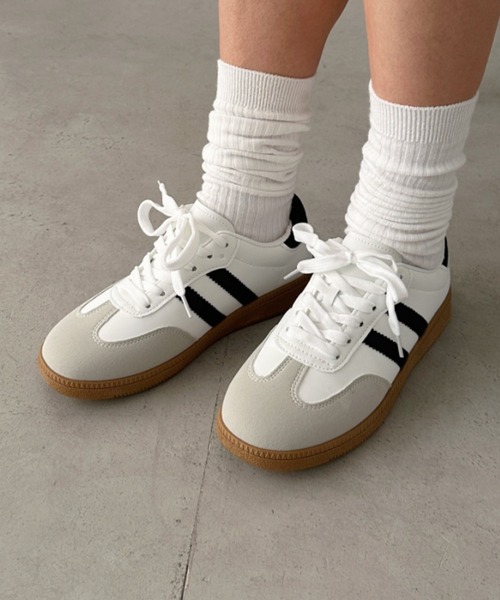 CLEA(クレア)の「【6色展開】ダブルラインスニーカー(スニーカー・レディース・アイボリー/ブラック/ブルー/ホワイト/ピンク/イエロー・23.5cm/24.5cm)」の9枚目の写真