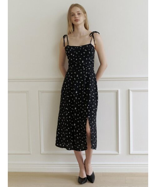 KINDABABY(カインダベイビー)の「Bloom flower ribbon dress - black(ワンピース・レディース・ブラック・FREE)」の4枚目の写真