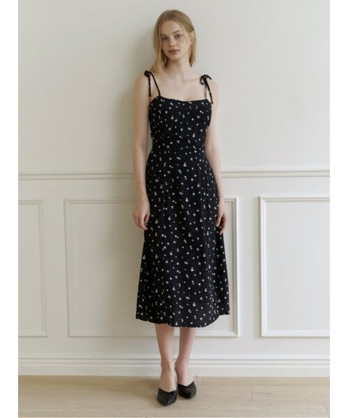KINDABABY(カインダベイビー)の「Bloom flower ribbon dress - black(ワンピース・レディース・ブラック・FREE)」の5枚目の写真