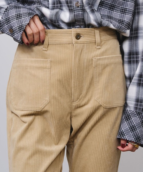 ROSE BUD(ローズバッド)の「CORDUROY FLARE PANTS(その他パンツ・レディース・ベージュ/ブラック・M/S)」の13枚目の写真