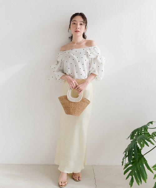 La boutique BonBon（ラブティックボンボン）の「【KAZUMI監修カラーあり・モテブラウス】リボンフレアスリーブブラウス（シャツ/ブラウス・レディース・サックスブルー/ホワイト/ネイビー・FREE）」の5枚目の写真