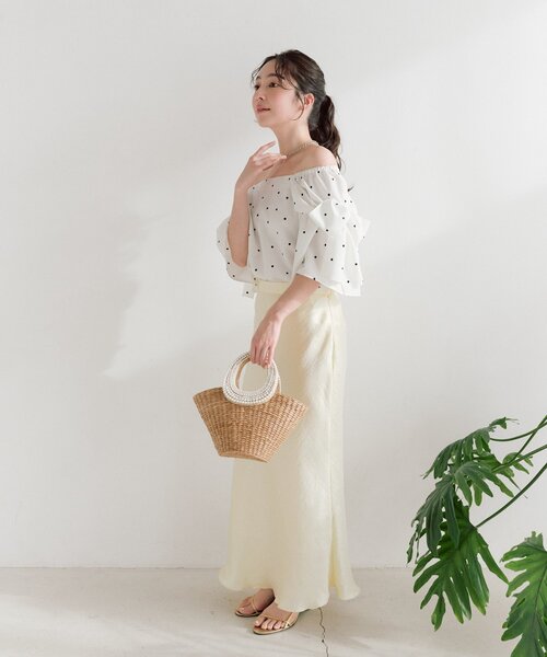 La boutique BonBon（ラブティックボンボン）の「【KAZUMI監修カラーあり・モテブラウス】リボンフレアスリーブブラウス（シャツ/ブラウス・レディース・サックスブルー/ホワイト/ネイビー・FREE）」の6枚目の写真