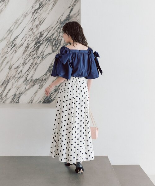 La boutique BonBon（ラブティックボンボン）の「【KAZUMI監修カラーあり・モテブラウス】リボンフレアスリーブブラウス（シャツ/ブラウス・レディース・サックスブルー/ホワイト/ネイビー・FREE）」の18枚目の写真