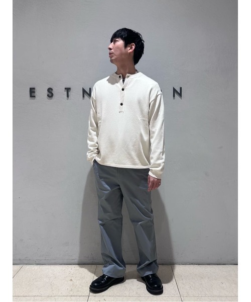 ESTNATION(エストネーション)の「ESTNATION / ヘンリーネックニット(ニット/セーター・メンズ・アイボリー/チャコールグレー・FREE)」の14枚目の写真