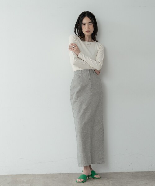 GALLEST(ギャレスト)の「グレイニーコットンタイトスカート(スカート・レディース・グレー/オフホワイト/ライトベージュ・36/40/38)」の4枚目の写真