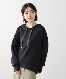 ダンボール抜き衿プルオーバー