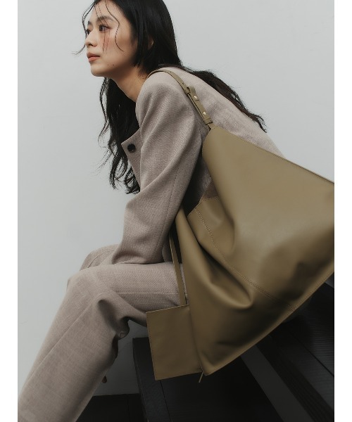 anuans（アニュアンス）の「セミフレアパンツ（スラックス・レディース・ダークネイビー/アイボリー/ベージュ・MEDIUM/SMALL）」の11枚目の写真