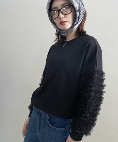 lodie(ロディ)の「チュール袖 デザイン プルオーバー(Tシャツ/カットソー・レディース・オフホワイト/ブラック・FREE)」の13枚目の写真